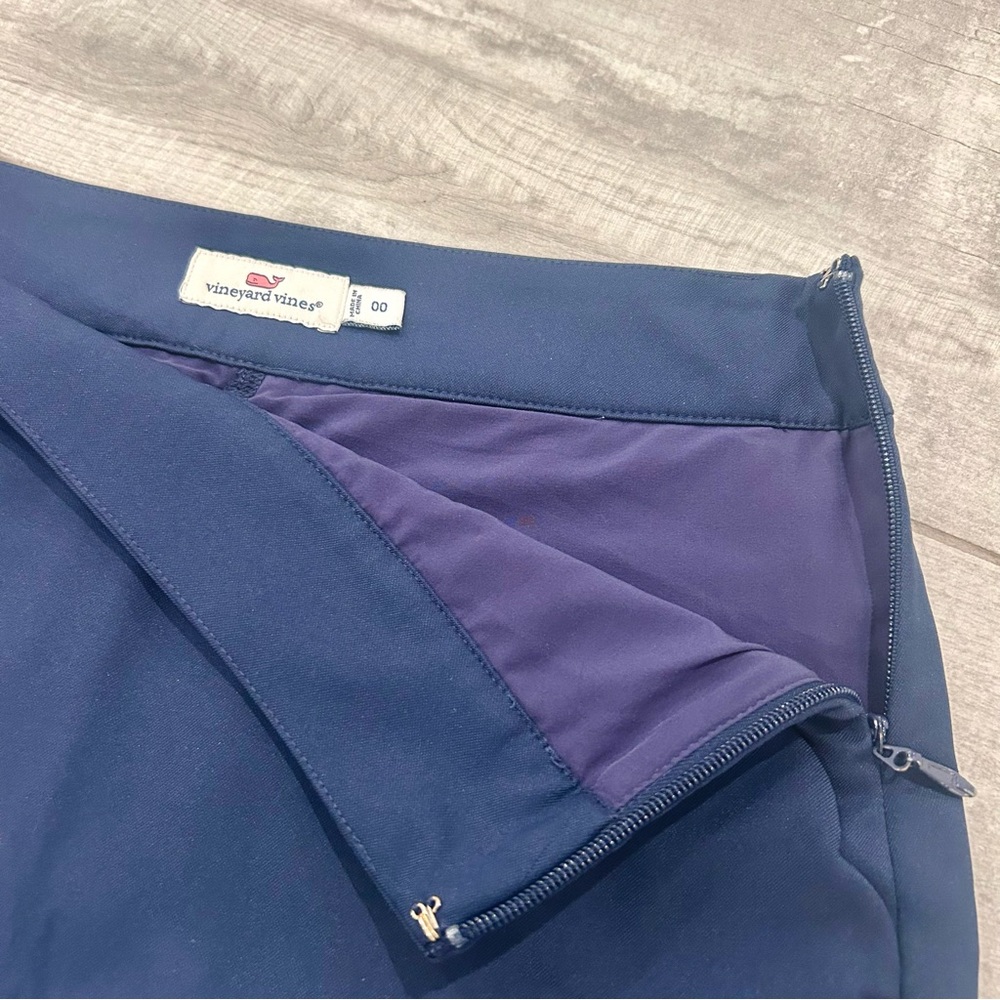 Vineyard Vines Women’s 17” Navy Blue Scalloped Mini Golf Skort Size 00 Like New - Picture 8 of 8
